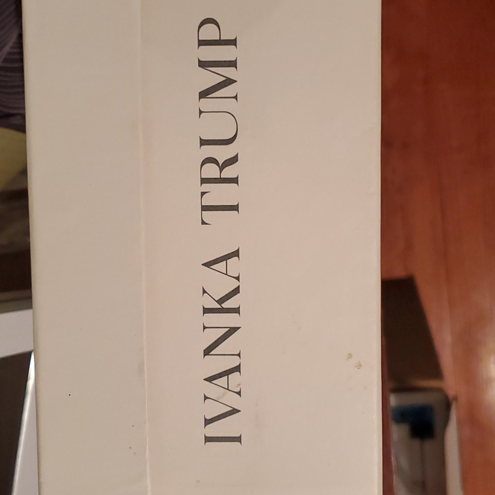 Ivanka Trump pumps